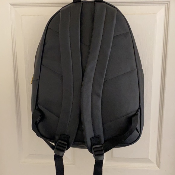 faux leather sequin tiger backpack black New goldstone hardware zip - Picture 3 of 4